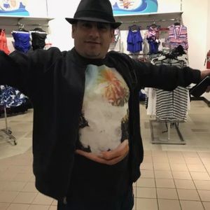 Meet your Posher, Farid